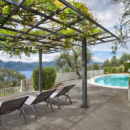 Villa Pirandello With Pool