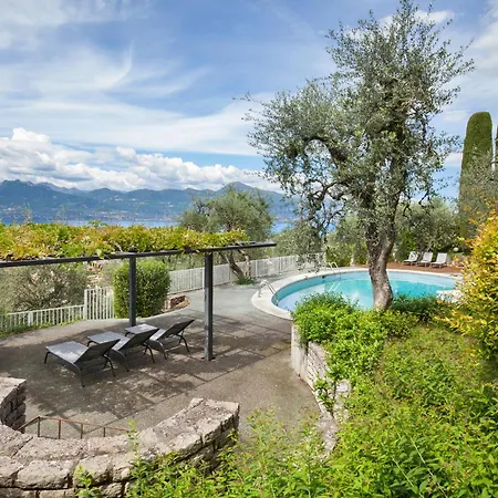 Pirandello With Pool * Torri Del Benaco