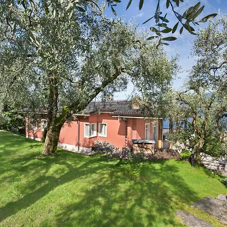 Pirandello With Pool Villa